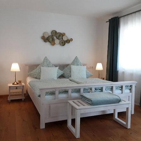 Ferienwohnung Poelzl Chieming Luaran gambar