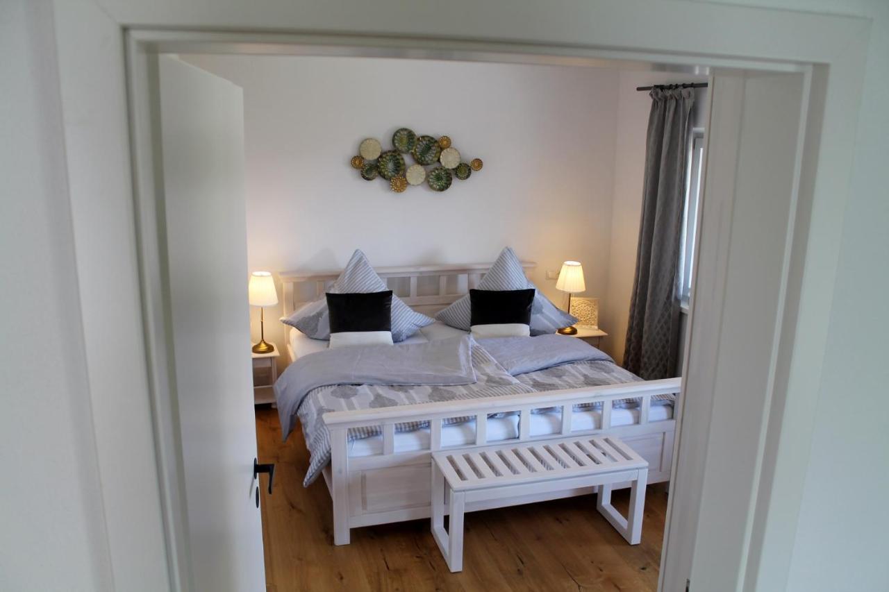 Ferienwohnung Poelzl Chieming Luaran gambar